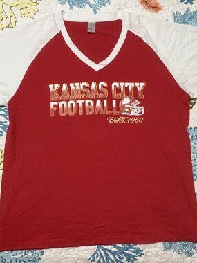 Kansas City Chiefs Football V-neck Short Sleeve Vintage Style T-shirt XXL